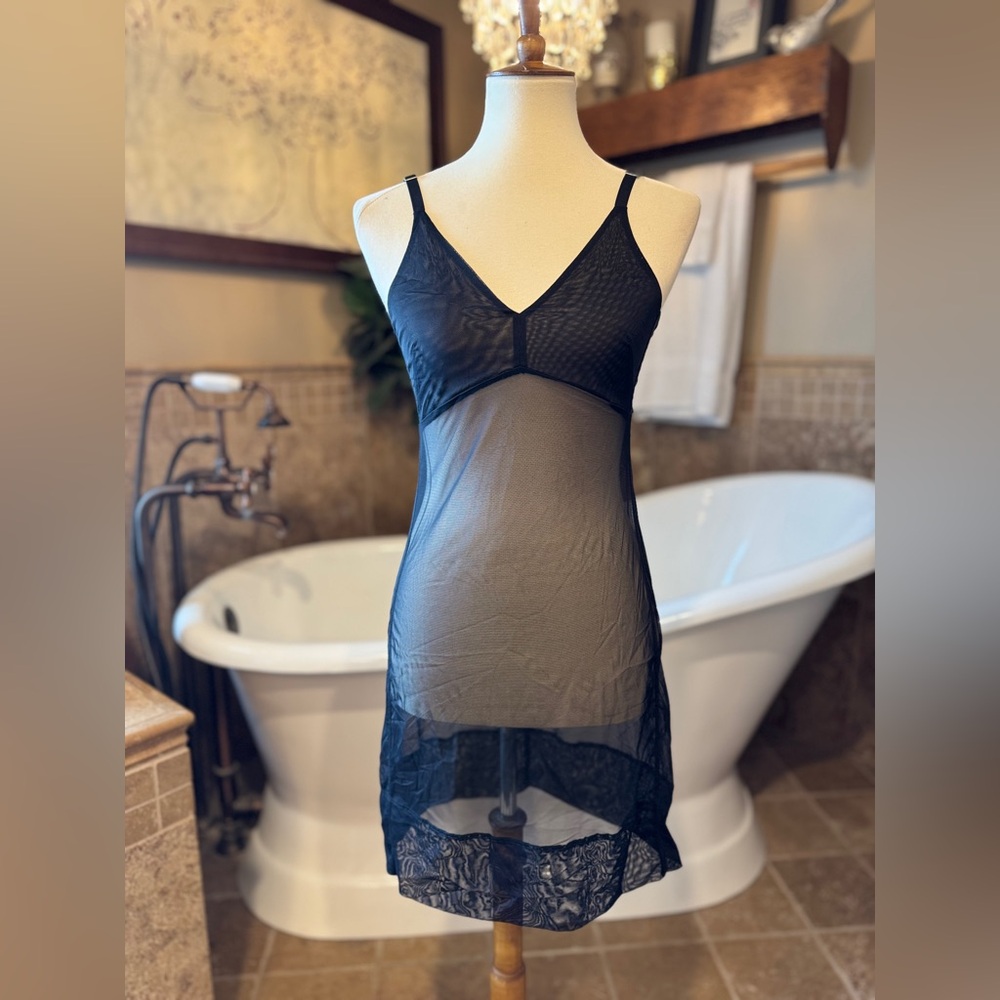 Malia Mills size 4 Chic Black Sheer Chemise